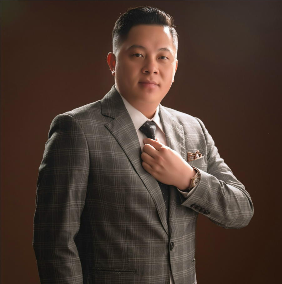 CEO Hoàng Đức Chung Minano Group